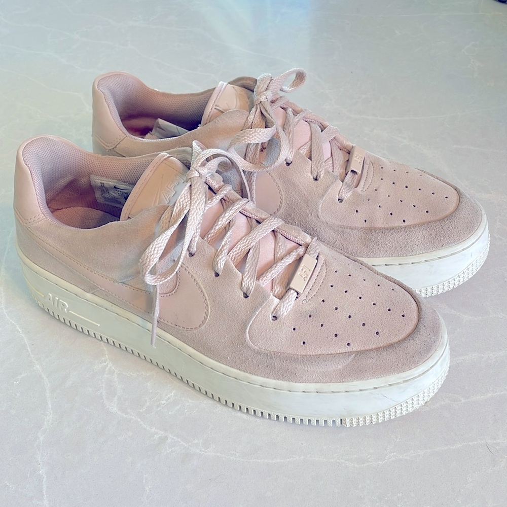 Blush pink Suede Nike AF-1